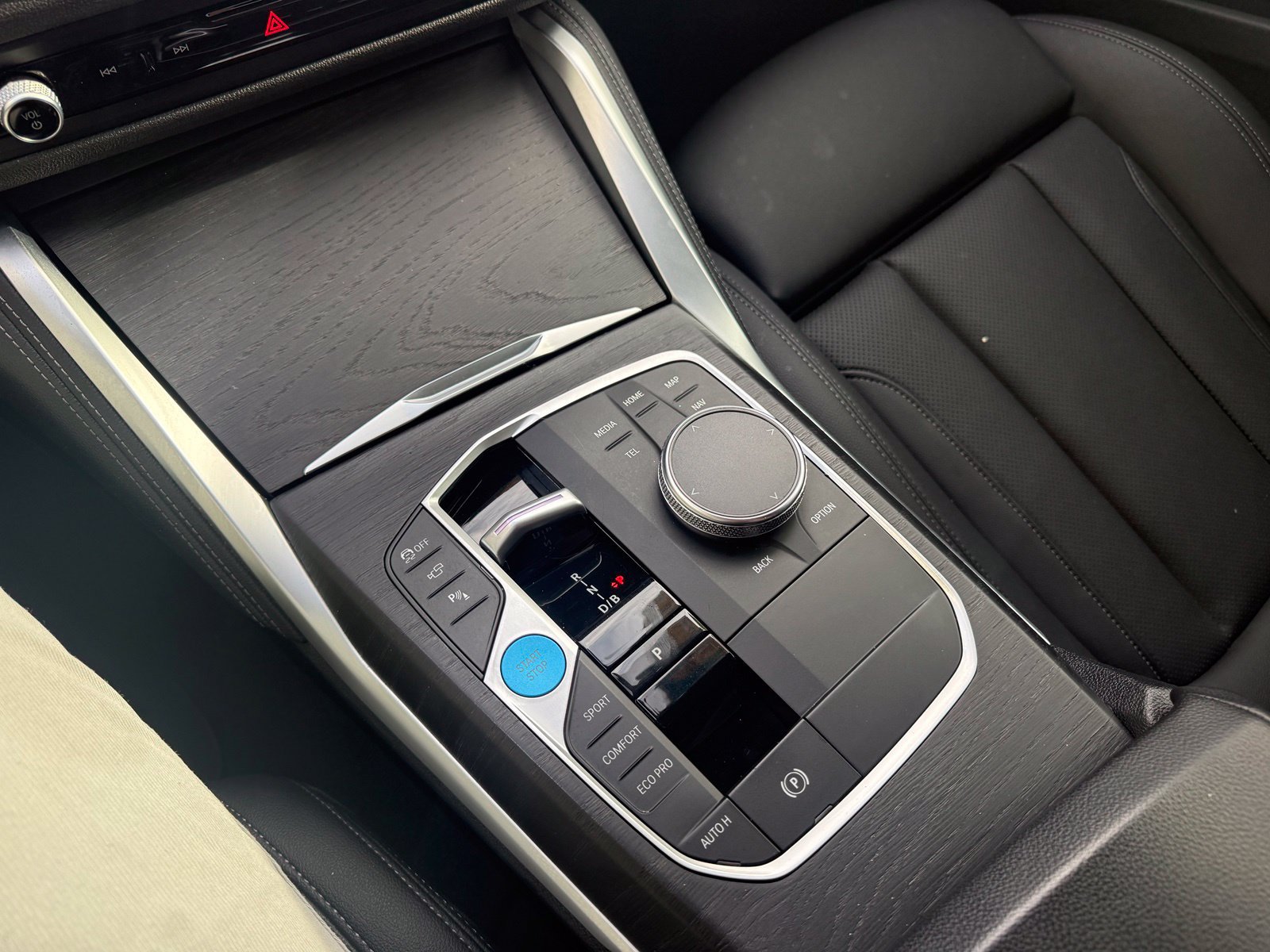 Used 2023 BMW i4 eDrive40 w/ M Sport Package RWD image 18