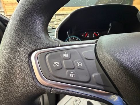 Used 2018 Chevrolet Equinox LS AWD/4WD image 40