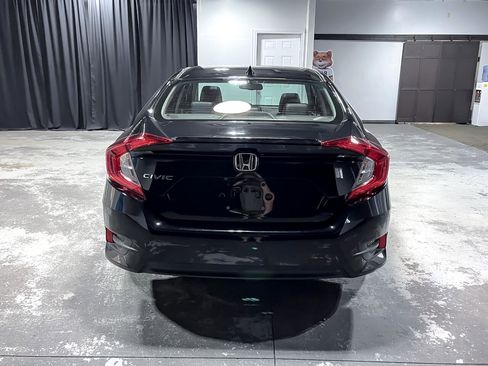 Used 2018 Honda Civic EX-L image 7