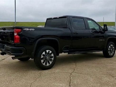 Certified 2024 Chevrolet Silverado 2500 Custom image 9