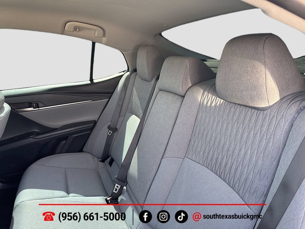 Used 2025 Toyota Camry LE w/ Convenience Package FWD image 23