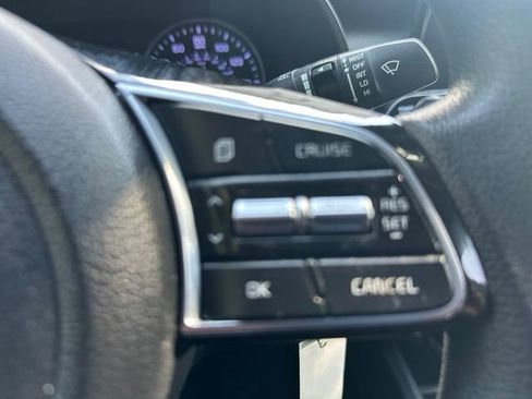 Used 2019 Kia Forte LXS FWD image 16