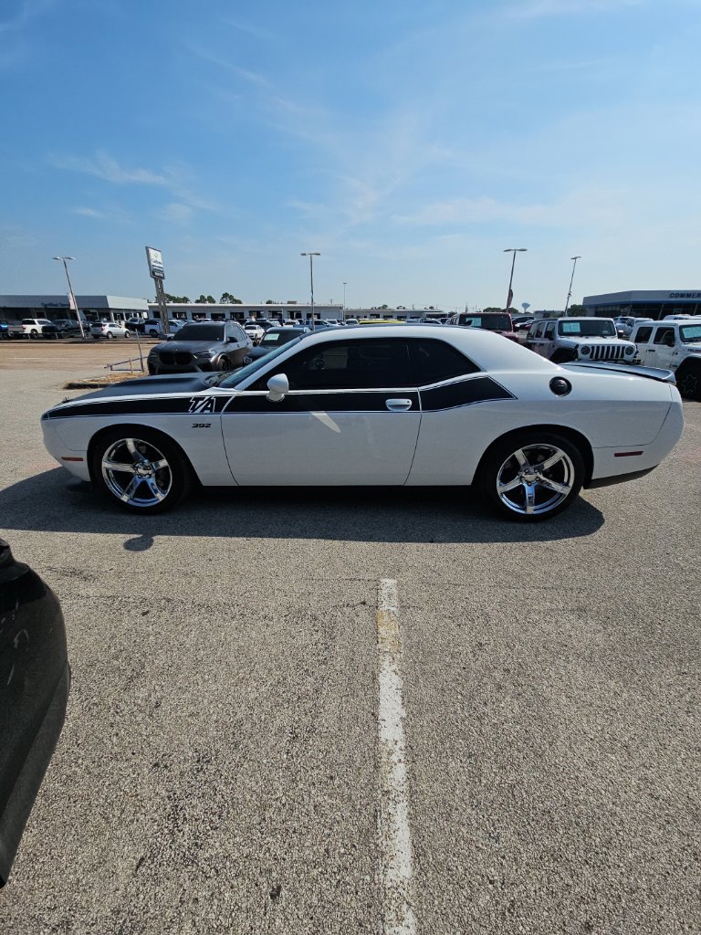 Used 2022 Dodge Challenger R/T Scat Pack w/ T/A Package RWD image 4