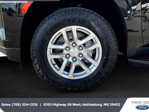 Used 2022 Chevrolet Tahoe LS w/ Driver Alert Package image 7