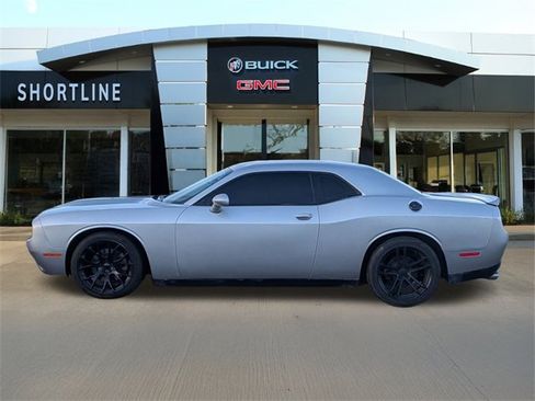 Used 2020 Dodge Challenger R/T image 6