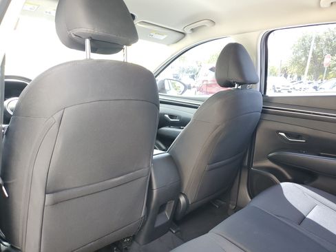 Used 2023 Hyundai Tucson SE FWD image 12