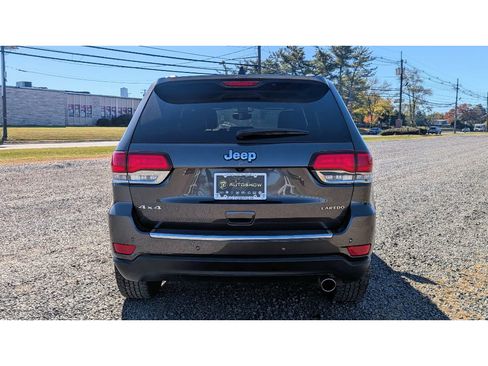 Used 2020 Jeep Grand Cherokee Laredo w/ Laredo X Package image 6