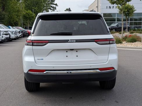 Used 2024 Jeep Grand Cherokee Limited 4xe AWD/4WD image 4