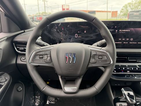 New 2026 Buick Envista Avenir FWD image 20