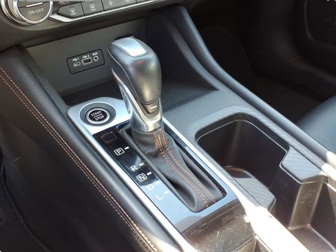 Used 2023 Nissan Sentra SR w/ SR Premium Package FWD image 19
