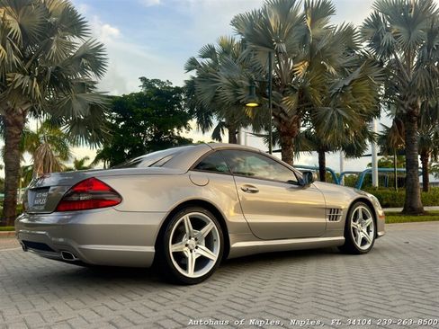 Used 2009 Mercedes-Benz SL 550 image 16