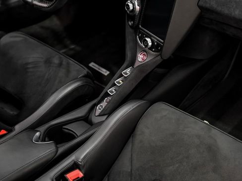 Used 2020 McLaren 720S Performance RWD image 20