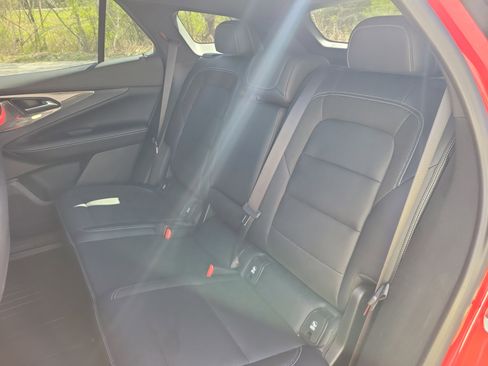 Used 2024 Chevrolet Blazer EV LT AWD/4WD image 16