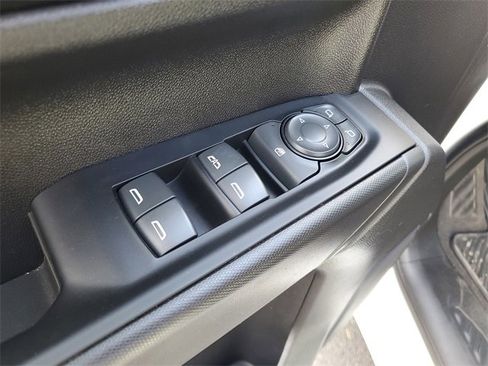 Certified 2022 Chevrolet Silverado 1500 Custom image 21