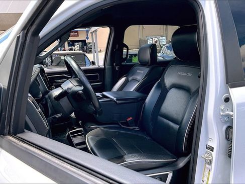 Used 2023 RAM 1500 Laramie w/ Off Road Group AWD/4WD image 36