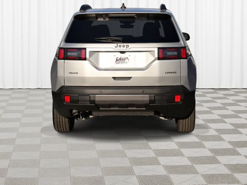 New 2026 Jeep Cherokee Laredo image 32