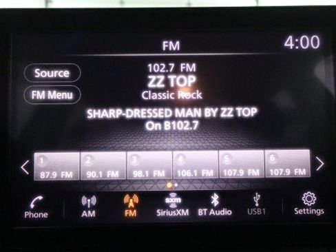 Used 2023 Nissan Rogue S AWD/4WD image 15