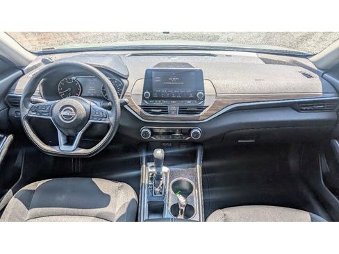 Used 2023 Nissan Altima 2.5 SV image 29