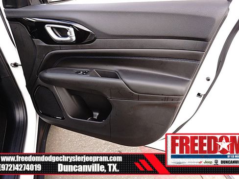 New 2026 Jeep Compass Latitude image 41