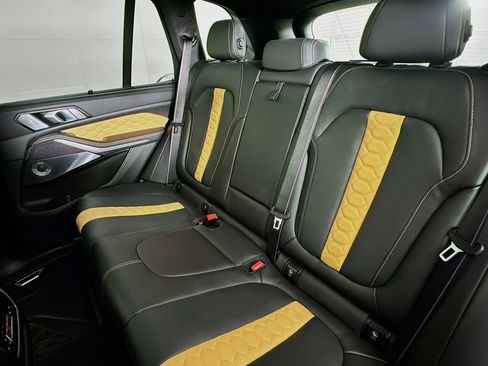 Used 2025 BMW X5 M Competition w/ Executive Package image 23