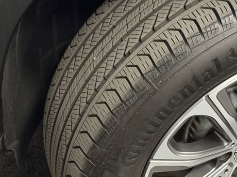 Certified 2024 Mercedes-Benz GLC 300 image 20