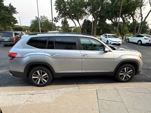Used 2022 Volkswagen Atlas SE AWD/4WD image 7