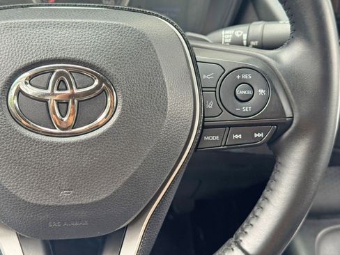 Used 2021 Toyota Corolla SE w/ SE Premium Package FWD image 21