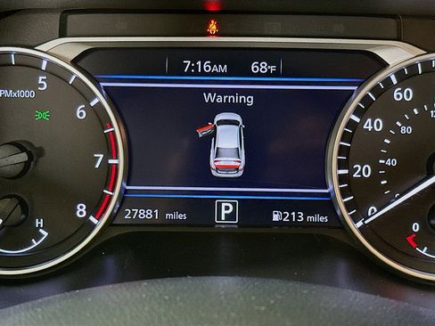 Used 2025 Nissan Sentra SV image 18