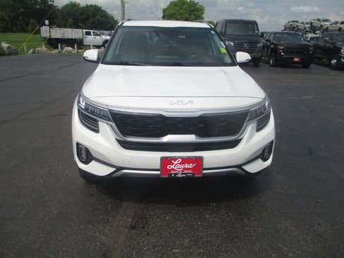 Used 2022 Kia Seltos SX w/ Sunroof Package AWD/4WD image 13