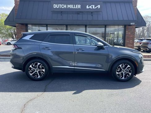 Certified 2023 Kia Sportage EX image 8