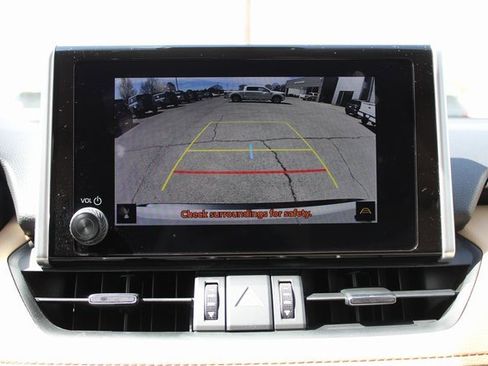 Used 2023 Toyota RAV4 XLE Premium image 36