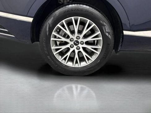 Used 2025 Genesis GV80 2.5T Standard AWD/4WD image 30
