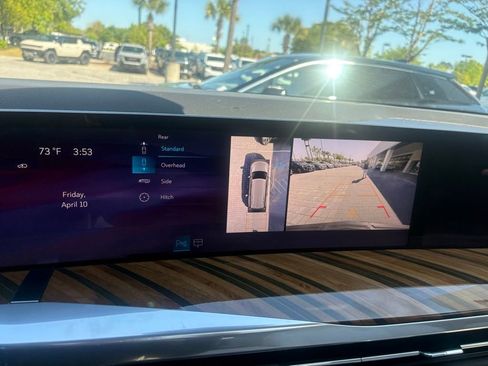 Certified 2025 Cadillac Escalade Sport Platinum AWD/4WD image 27