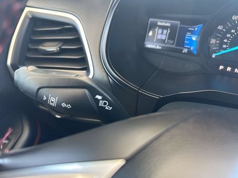 Used 2023 Ford Edge ST-Line w/ Cold Weather Package AWD/4WD image 20