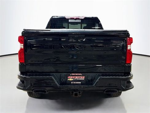 Used 2021 Chevrolet Silverado 1500 LT Trail Boss w/ Convenience Package II image 8