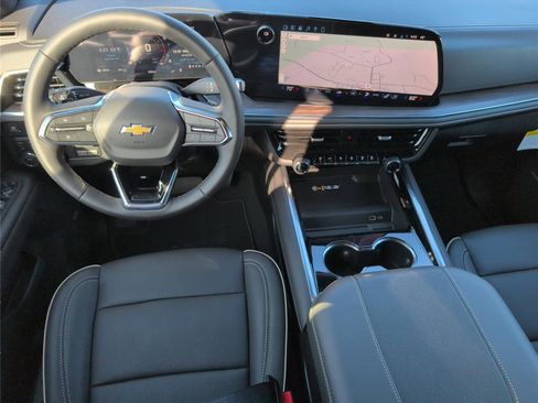 New 2026 Chevrolet Suburban Premier w/ Sun And Tow Package image 29