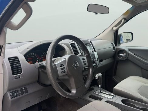 Used 2015 Nissan Xterra S AWD/4WD image 12