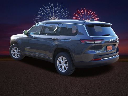 Used 2023 Jeep Grand Cherokee L Limited w/ Luxury Tech Group II AWD/4WD image 7