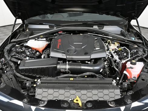 New 2025 Alfa Romeo Giulia w/ Driving Assist Package image 31