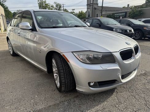 Used 2011 BMW 328i xDrive Sedan AWD/4WD image 10