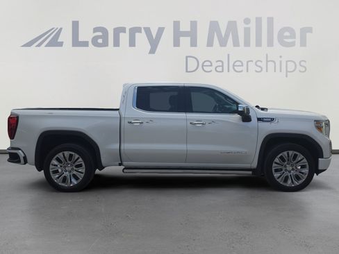 Used 2022 GMC Sierra 1500 Denali w/ Denali Premium Package AWD/4WD image 6