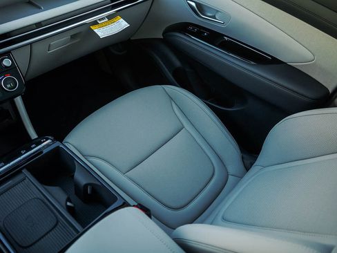 New 2026 Hyundai Tucson Limited image 26