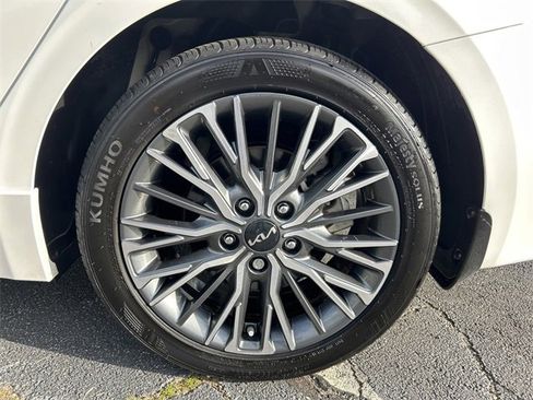 Used 2024 Kia Forte GT-Line w/ GT-Line Premium Package image 27