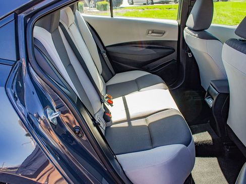 Used 2024 Toyota Corolla LE image 18