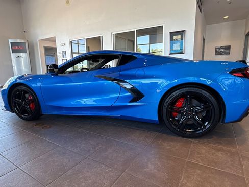 Used 2023 Chevrolet Corvette Stingray Premium Cpe w/ Z51 Performance Package RWD image 8