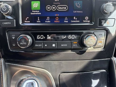 Used 2023 Nissan Maxima SR w/ Sport Mat Group FWD image 19