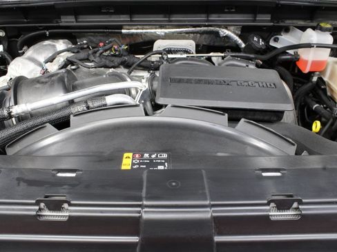 Used 2024 GMC Sierra 2500 AT4 w/ AT4 Preferred Package AWD/4WD image 39