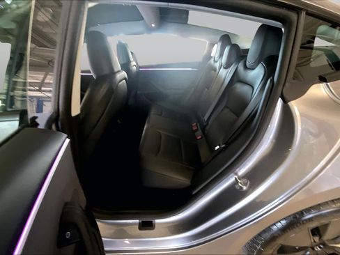 Used 2025 Tesla Model 3 Long Range AWD/4WD image 19