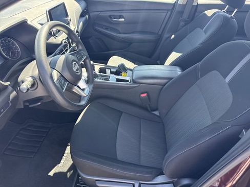Used 2024 Nissan Sentra SV image 11