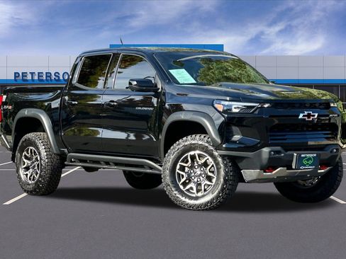 Certified 2024 Chevrolet Colorado ZR2 w/ Technology Package image 2